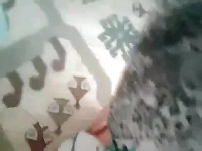 Adorável universitária gosta de sua amiga filme pornô mulher transando com lésbica