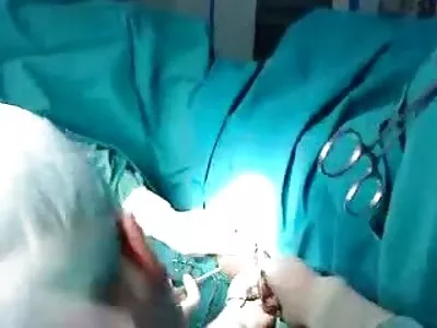 Mamãe vídeo pornô homem transando com mulher sem vergonha transa com o namorado da filha