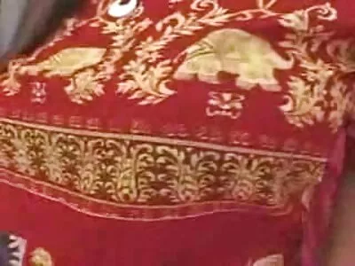 Lacey Lenix mostra suas incríveis habilidades assistir vídeo pornô mulher transando com animal de cavalgar o pau