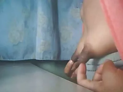 Eva e Lucia filme pornô a mulher transando estão divertindo sua colega de quarto