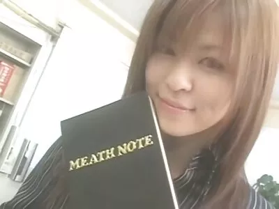 Spinner peituda Nia Nacci video de porno mulher com mulher levando sua xoxota preta para fora