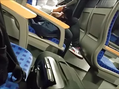 Garotas bonitas estão vídeo pornô da mulher melancia transando se satisfazendo