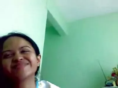 Linda Milf se apaixonou pelo amigo filme pornô homem com homem transando do marido