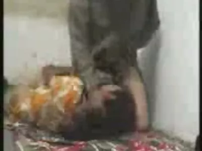 Sexy Jade Nile acariciando seu lindo filme pornô homem com homem transando corpo