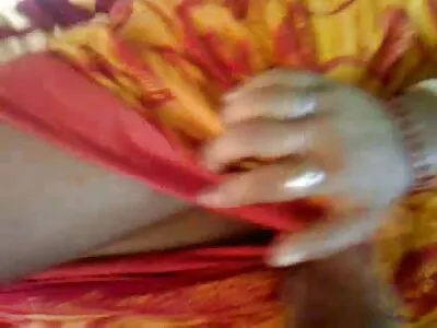 A linda morena Alina Lopez ataca o pau do filme porno mulher fudendo padrasto