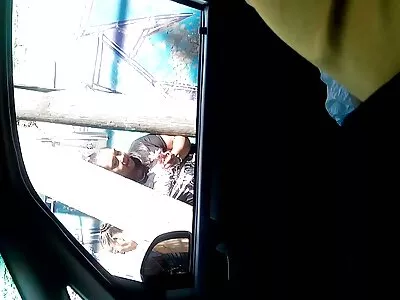 Garota insaciável está transando com sua video porno duas mulheres e um homem melhor amiga