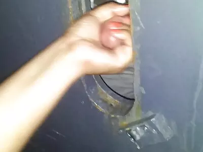A ruiva fofa vídeo pornô da mulher transando compartilha o pau do namorado com a madrasta