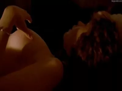 A babá excêntrica Jojo Kiss é bem fodida e regada com esperma vídeo pornô mulher gostosa transando fresco