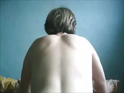 Gata loira preciosa apanhada por seu namorado ao ar livre quero ver filme de sexo mulher transando com cavalo