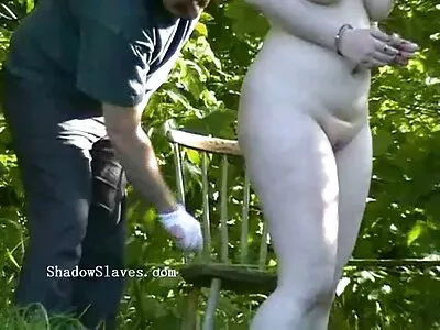 A namorada de grandes jarros filme de sexo a mulher transando com homem faz um buraco na boceta
